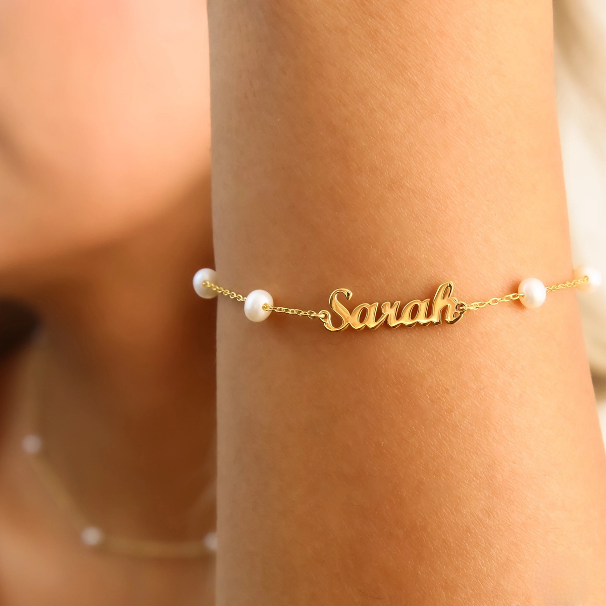 Maggie - Name Bracelet with Pearl Style Beads