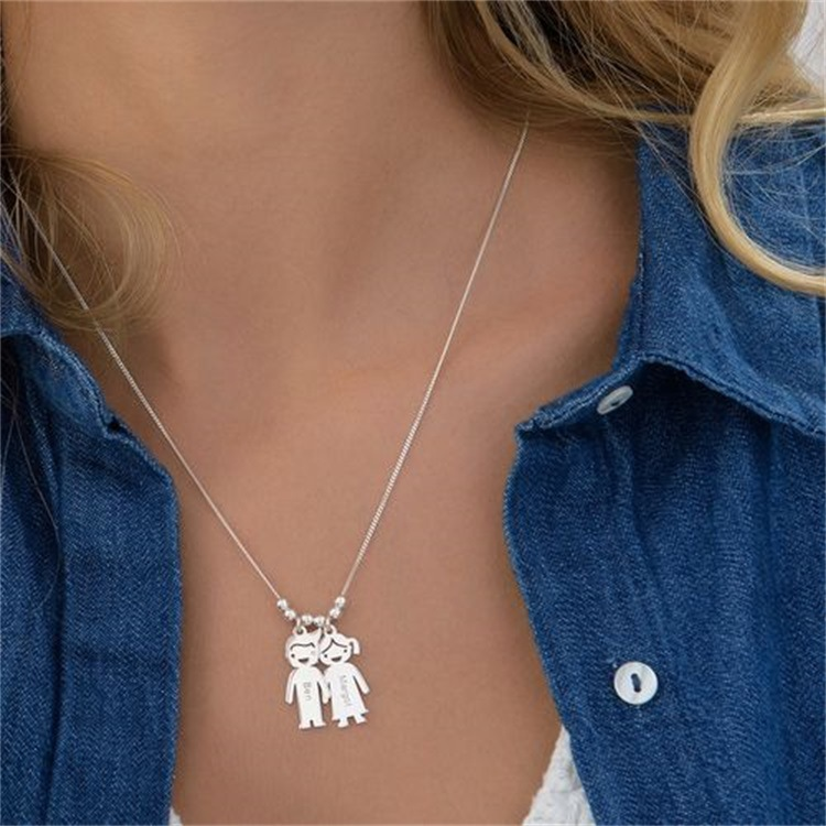 Caitlin - Mom Necklace with Engraved Kid Charms