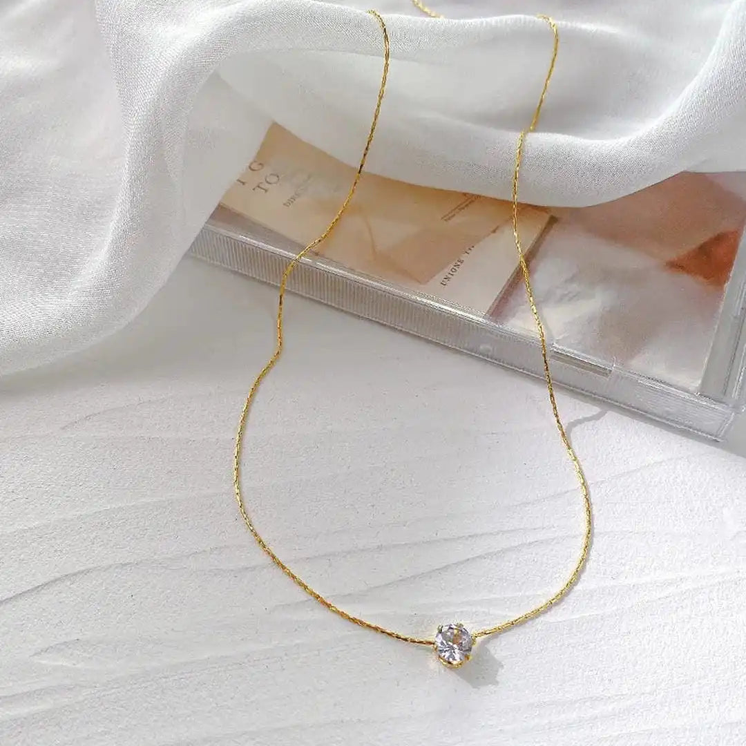 Dinah - Dainty Solitaire Necklace