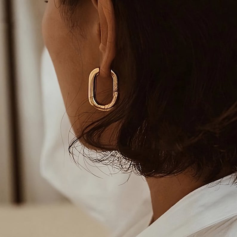 Diane - Gold U Shape Hoop Earrings