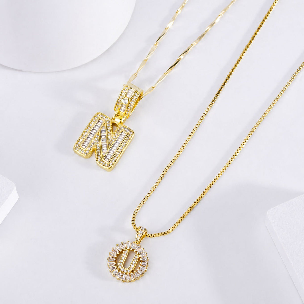 Edna - Initial Letter Necklace Set
