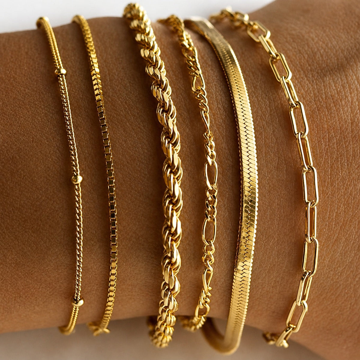 Lynn - Gold Stacking Bracelet Set