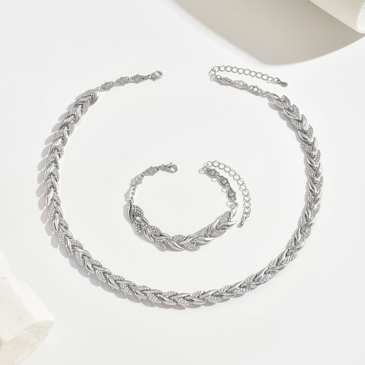 Edie - Fishtail Necklace and Bracelet Set
