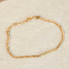 Nicole - Engraved Bar Bracelet with Curb Chain