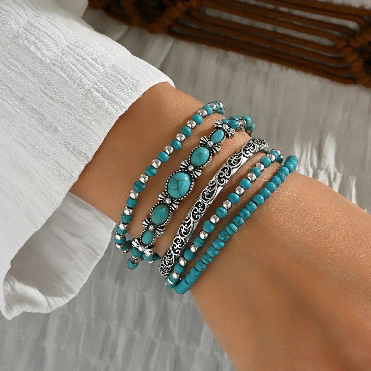 Lavinia - Turquoise Blue Layered Bead Set