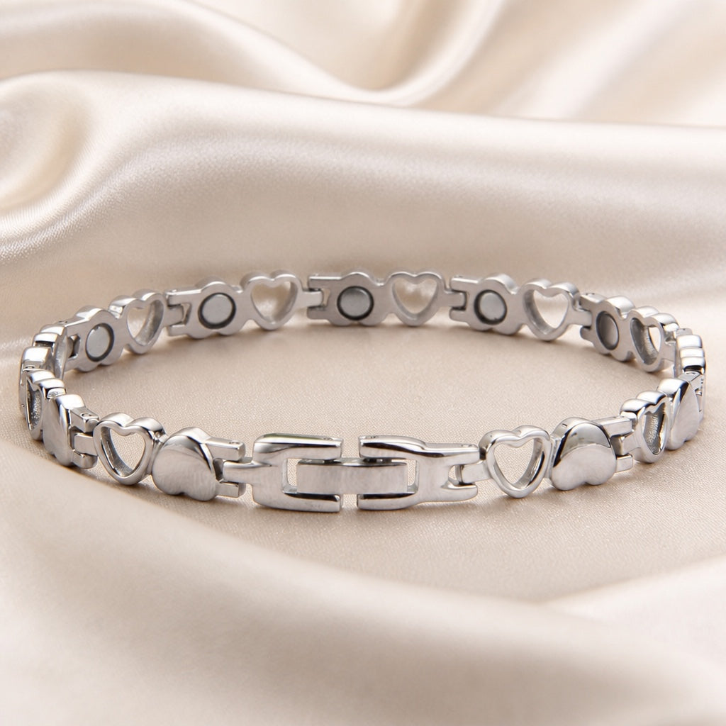 Glenda - Heart Link Bracelet